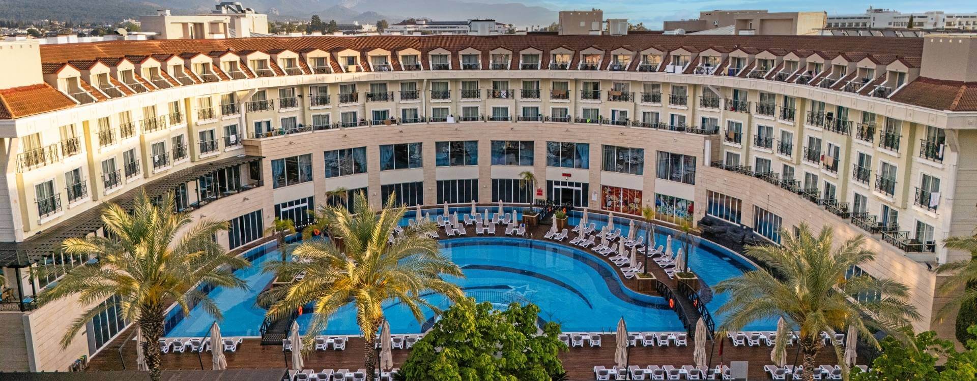 Meder Resort Hotel